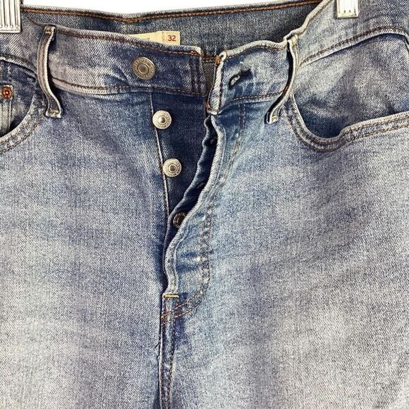 Levis Jeans Women 32 Blue High Rise Wedgie Straight Button Fly Stretch Distress - Picture 8 of 12